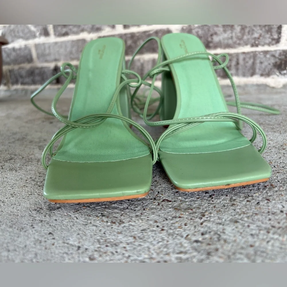 PrettyLittleThing Sage Green Platform Heels Size 8 - Picture 6 of 11